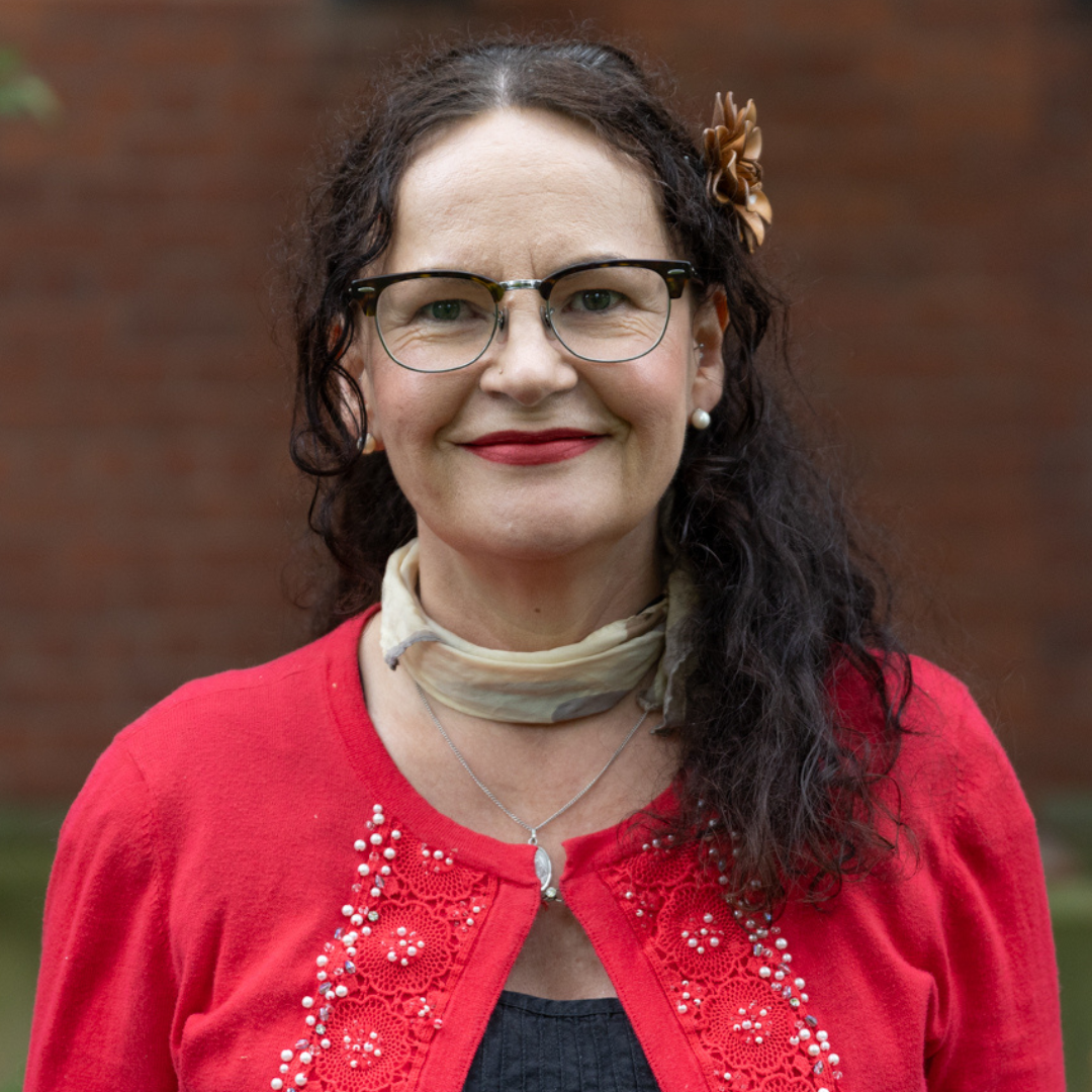 Joanne Pope headshot